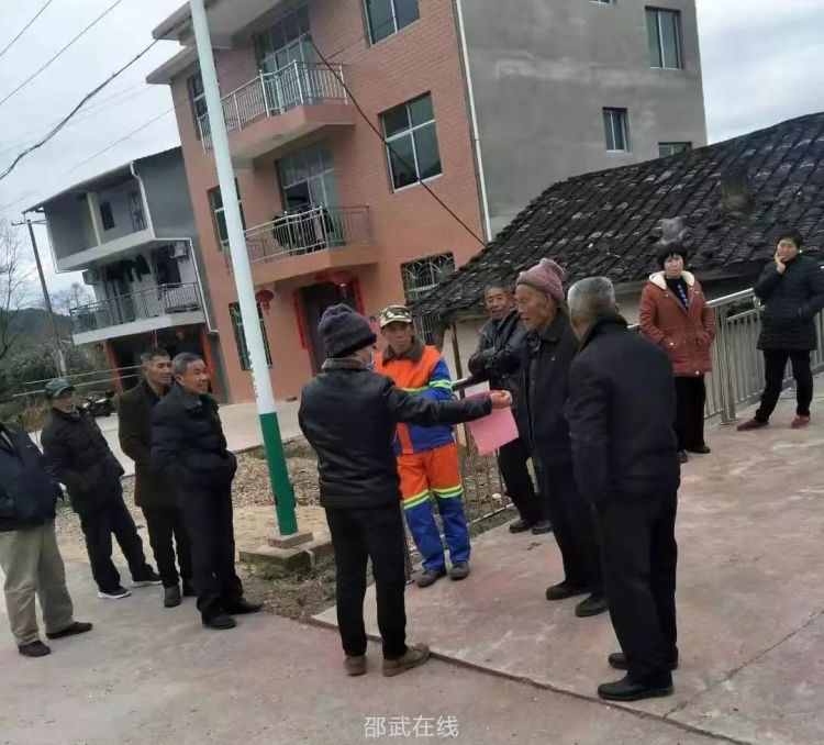 0.jpg