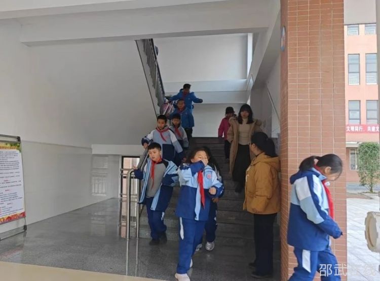 微信图片_20250225112207.jpg