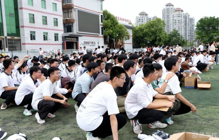 微信图片_20250419141206.jpg