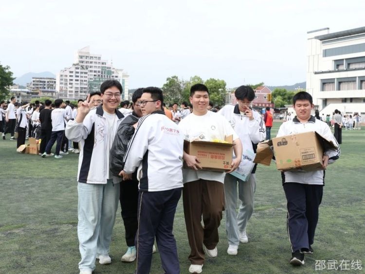 微信图片_20250419141240.jpg