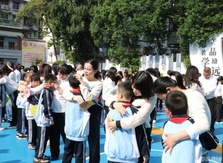 微信图片_20250501092407.jpg