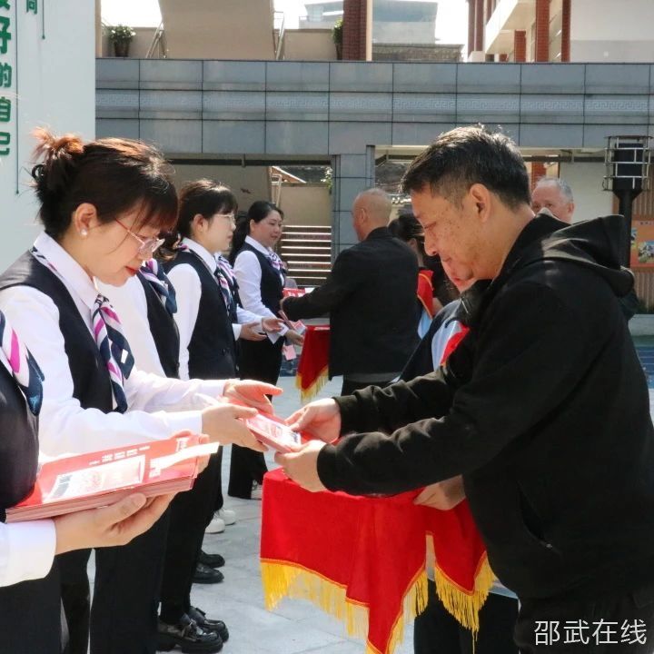 微信图片_20250501092431.jpg