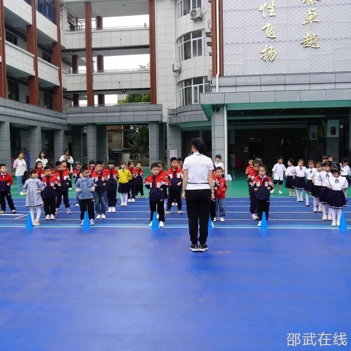 DSC000.jpg