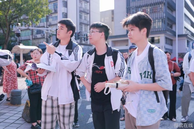 微信图片_20250610085500.jpg