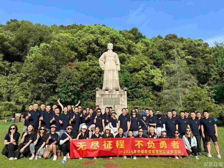 778c3f5f4027eb1306df0dc74ce971c0(1) - .jpg