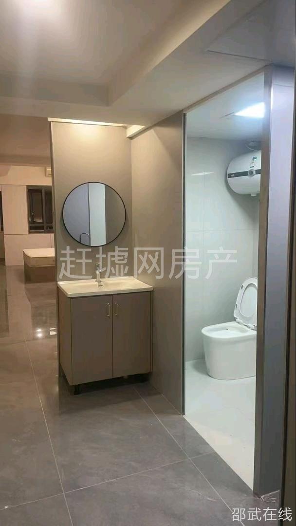2f623990-713f-4cbc-bbdc-ebfb2dd70011.jpg