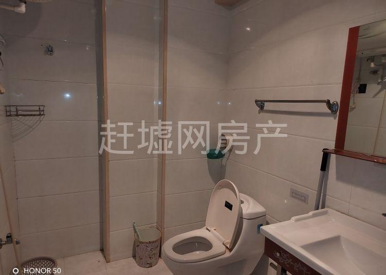ff7b908c-a882-4074-8e35-973a10de12e2.jpg